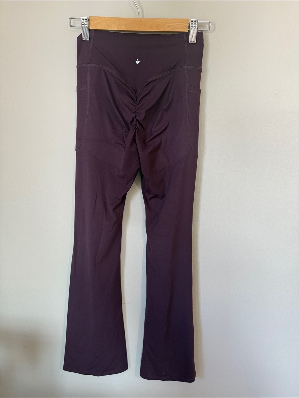 Plum Ruched Halara yoga pants